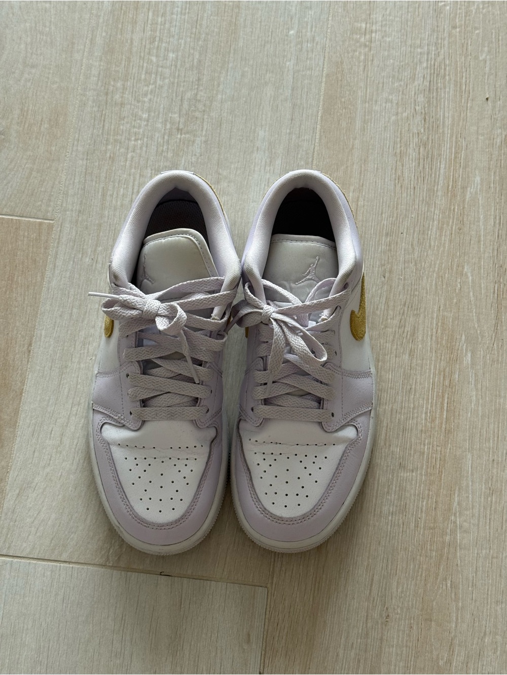 Jordan Low-Top Sneakers in Lavender and Gold
